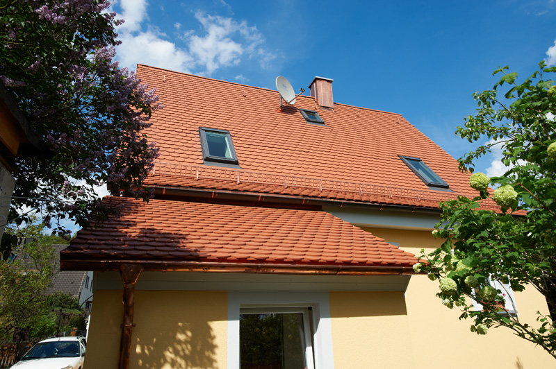 Flüssigkunststoff und Dichtheit für Ihr Dach - Janker Dachdeckerei und  Zimmerei Nürnberg